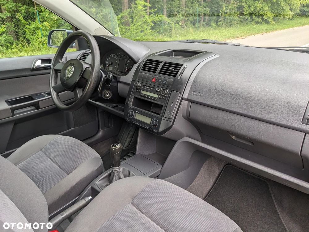 Volkswagen Polo 1.2 Comfortline - 27