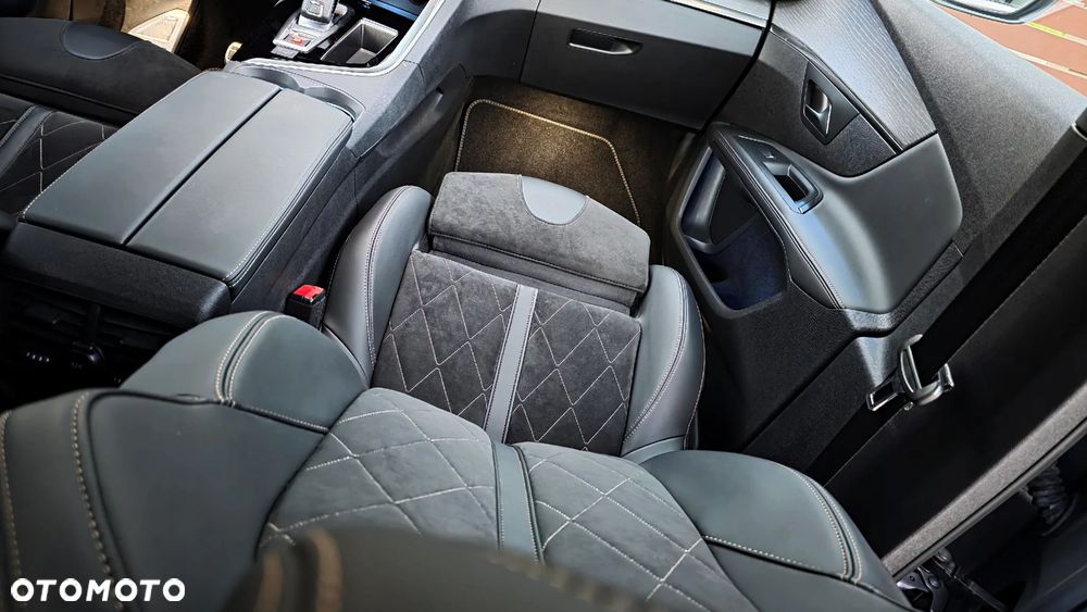 Peugeot 5008 2.0 BlueHDi GT S&S EAT8 - 19