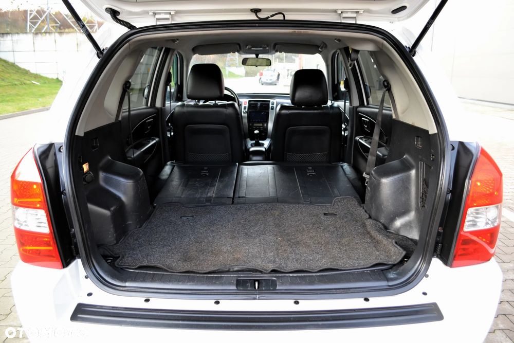 Hyundai Tucson 2.0 2WD GLS Style - 30