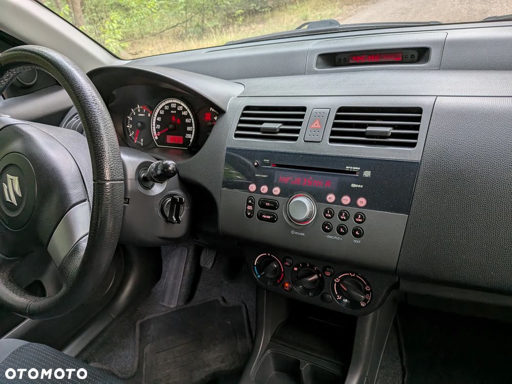 Suzuki Swift 1.5 Comfort+ - 12