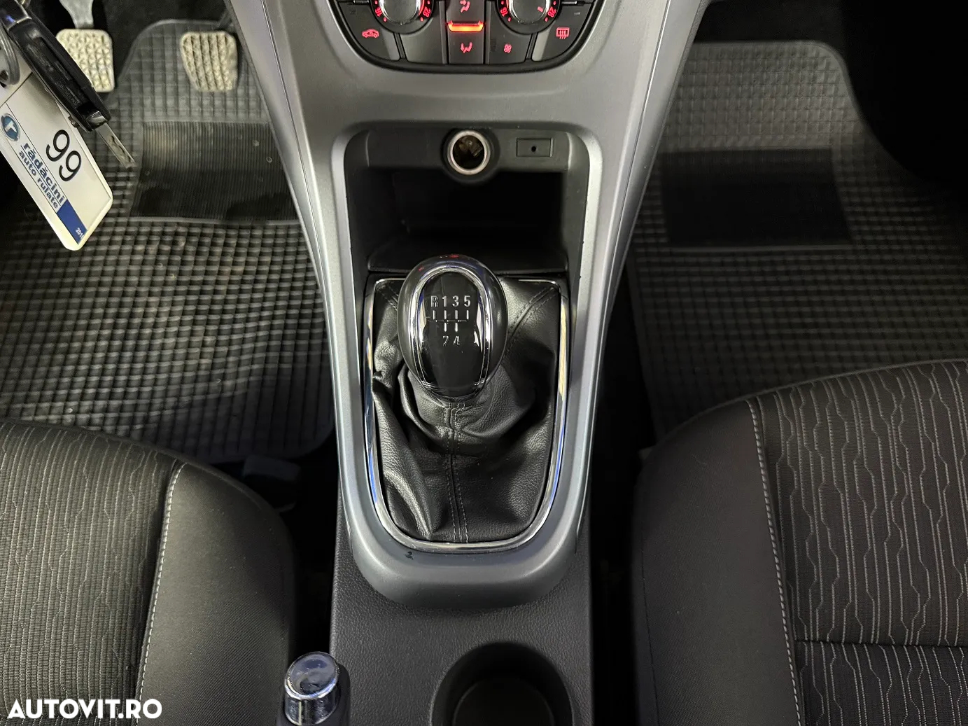 Opel Astra - 17