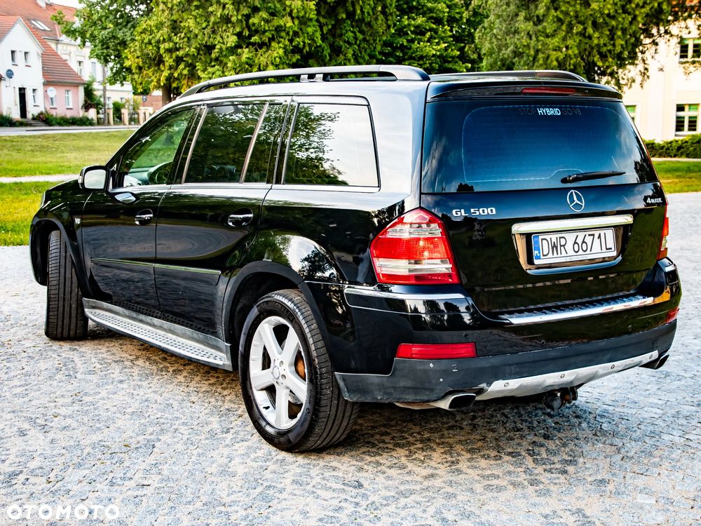 Mercedes-Benz GL 500 4Matic 7G-TRONIC - 5