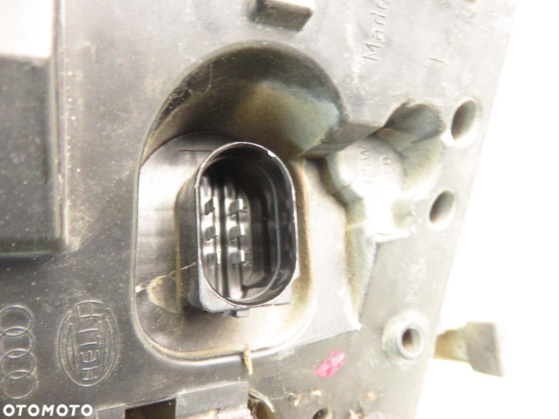 LAMPA LEWA TYLNA AUDI A4 B6 Sedan (8E2) 8E0945095C - 2