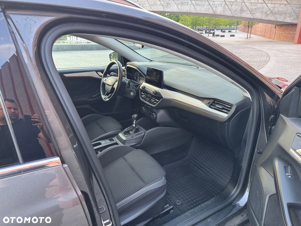 Ford Focus 1.5 EcoBlue SCR Connected - 16