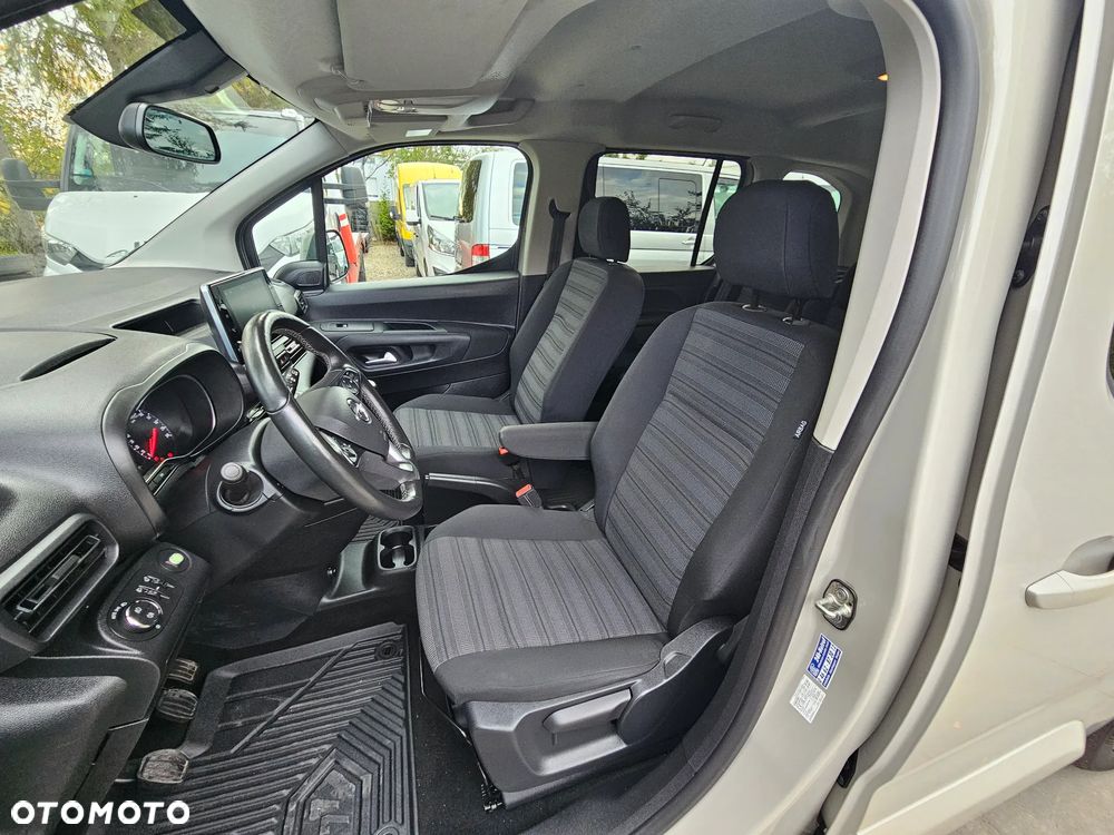 Opel Combo 1.2 Turbo Start/Stop Edition - 29