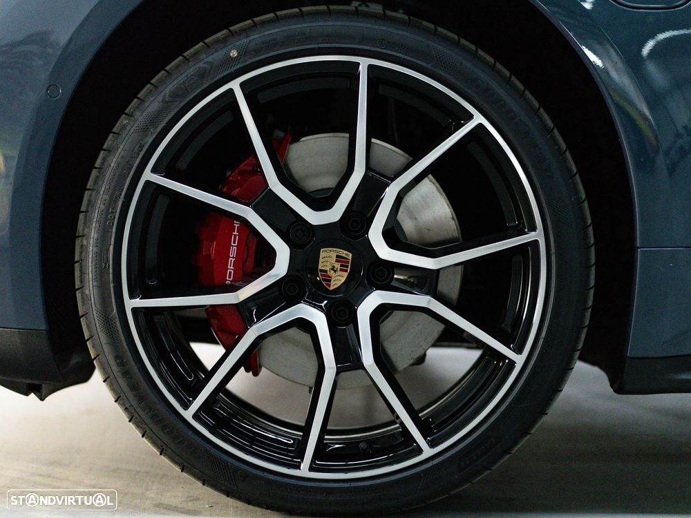 Porsche Taycan Sport Turismo 4S Black Edition - 14