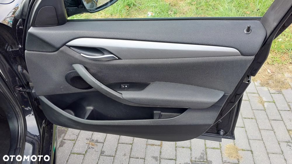 BMW X1 xDrive20d - 12