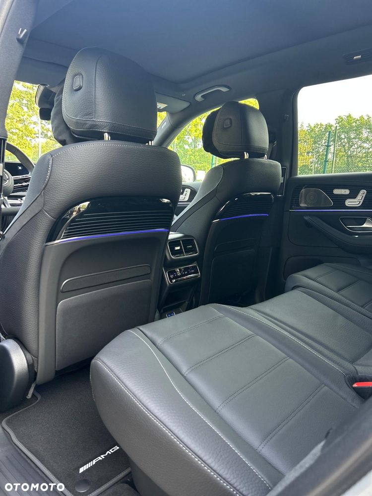 Mercedes-Benz GLS - 11