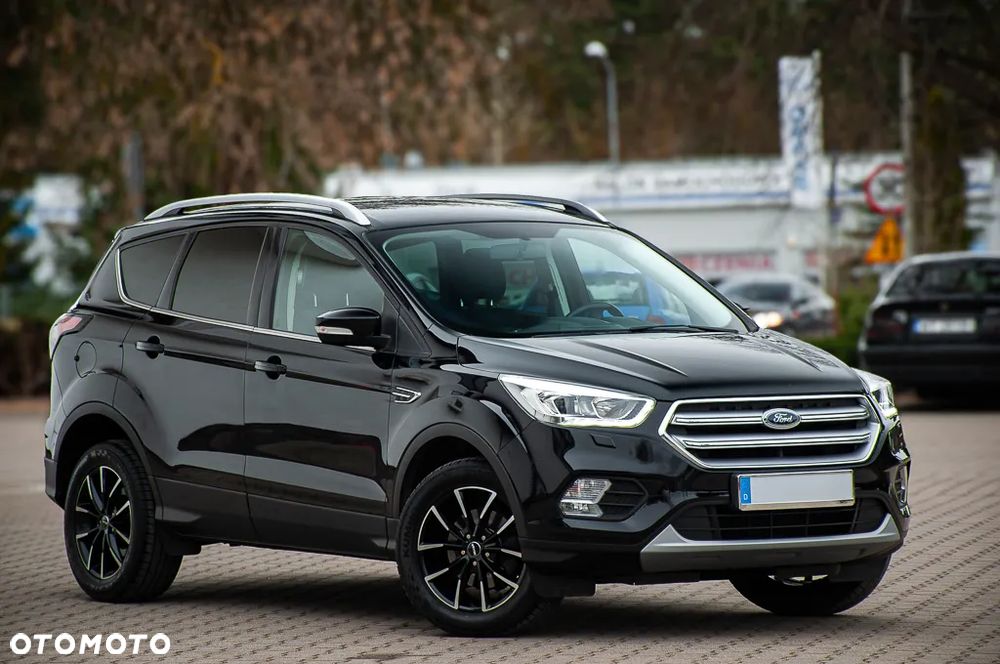 Ford Kuga 1.5 EcoBoost 2x4 Cool & Connect - 10