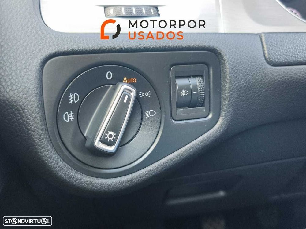 VW Golf Variant 1.6 TDi GPS Edition - 20