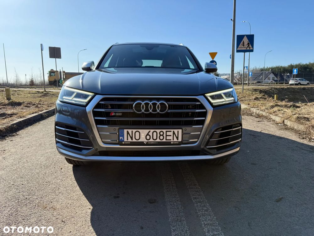 Audi SQ5 - 2