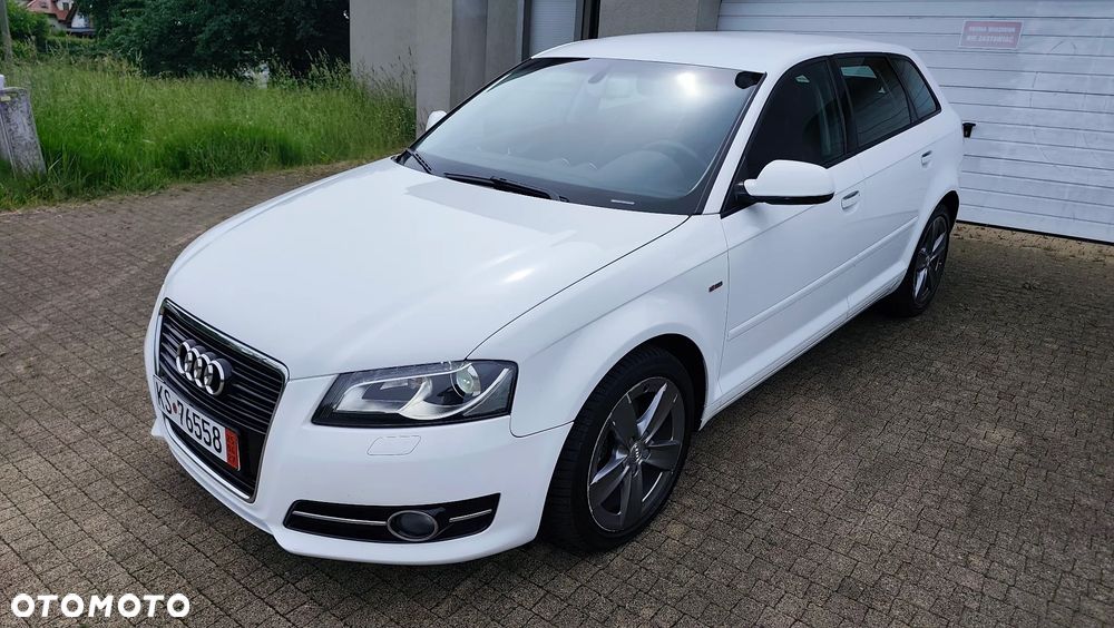 Audi A3 Sportback 2.0 TDI DPF S tronic S line Sportpaket (plus) - 35