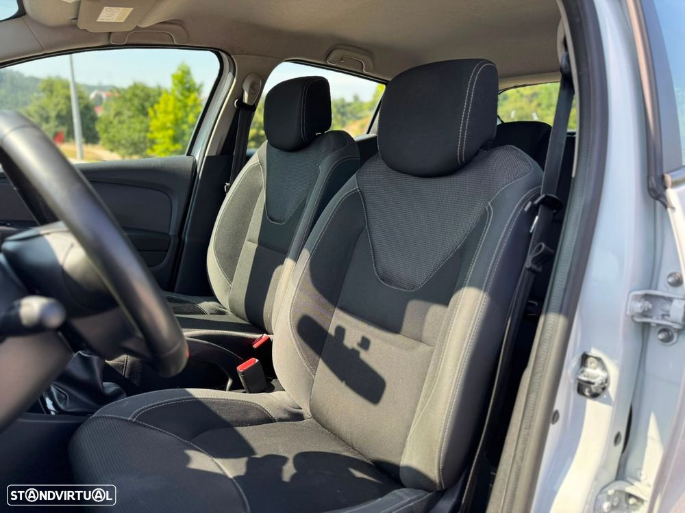 Renault Clio 1.5 dCi Limited - 8