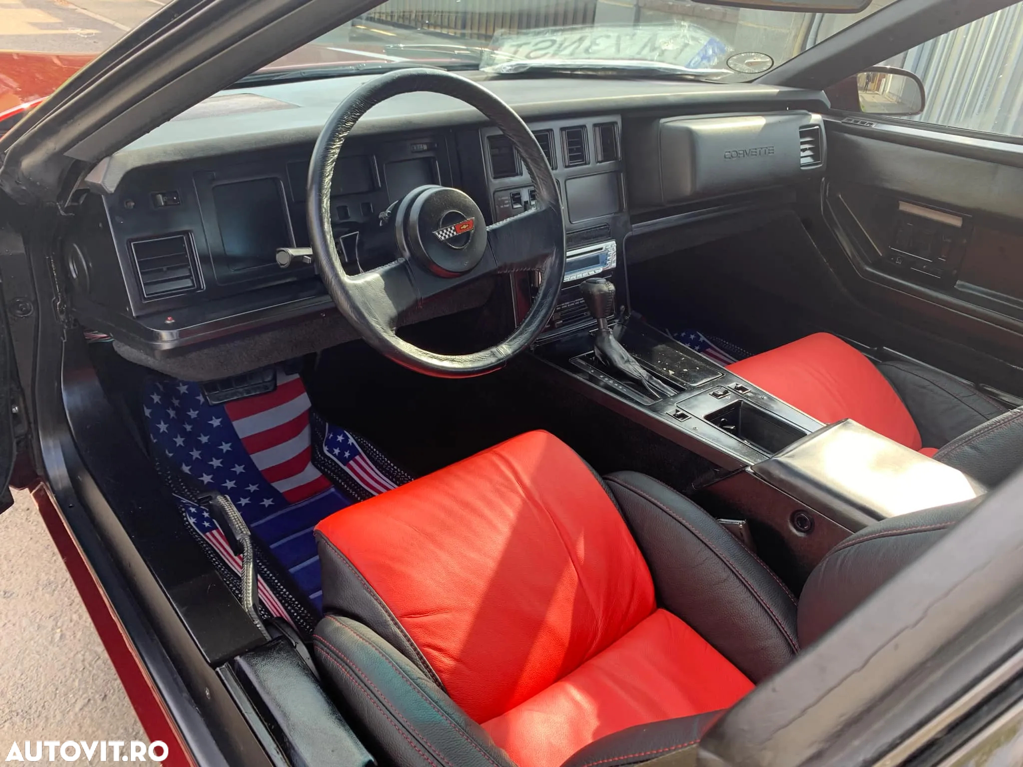 Chevrolet Corvette - 2