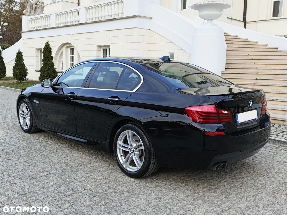 BMW Seria 5 520d xDrive - 10
