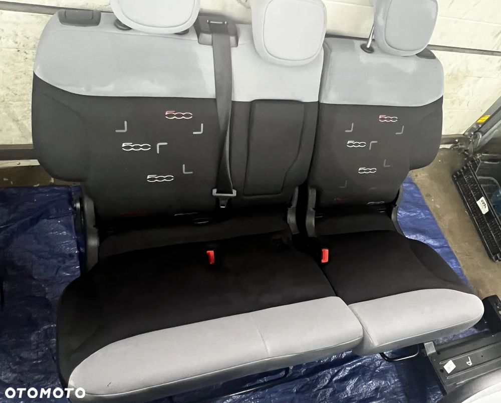 KOMPLET FOTELI FOTELE FIAT 500L ŁADNE UCHWYTY MONTAŻOWE PRZEDNICH FOTELI - 7