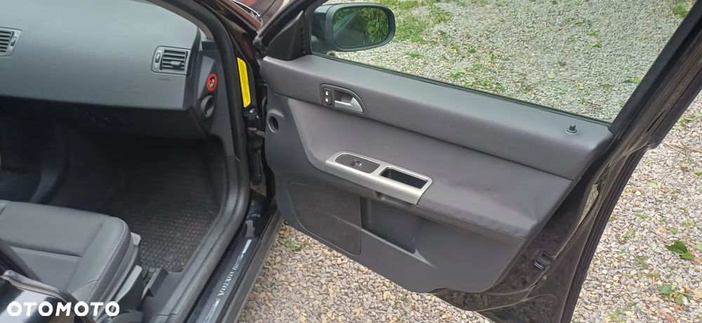 Volvo V50 1.8 - 23