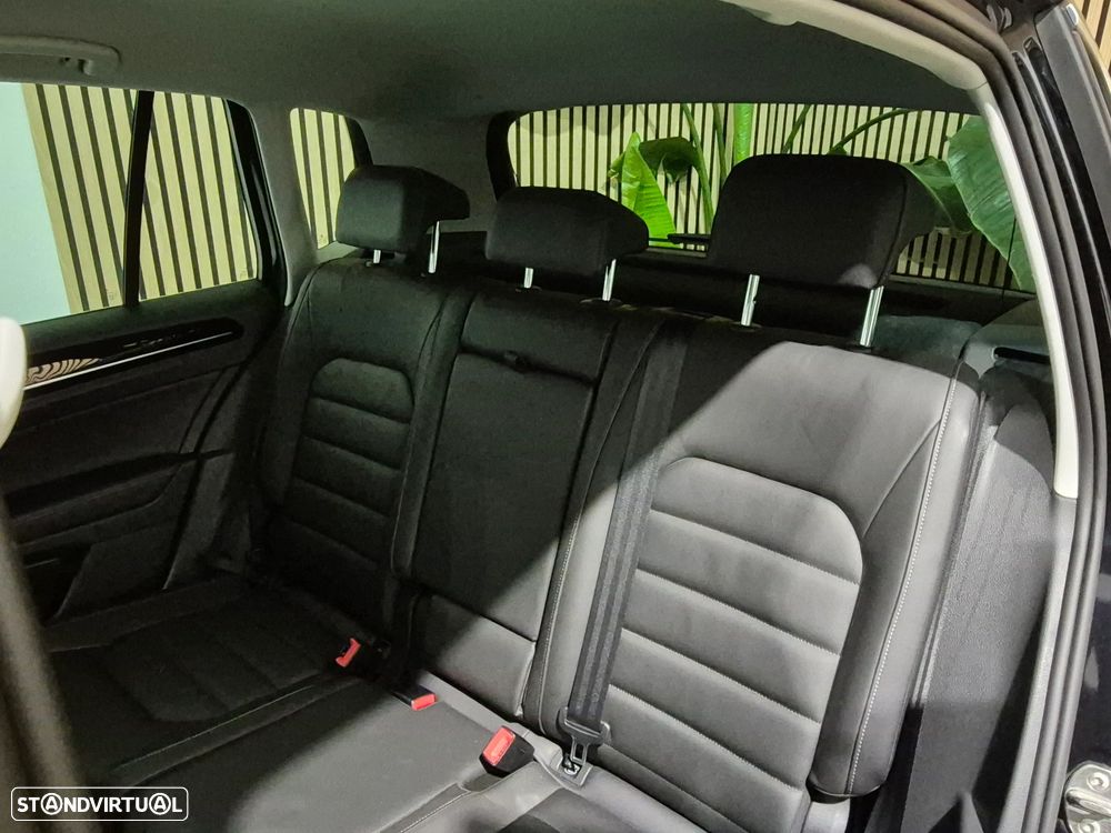 VW Golf Sportsvan 1.6 TDI Highline DSG - 31