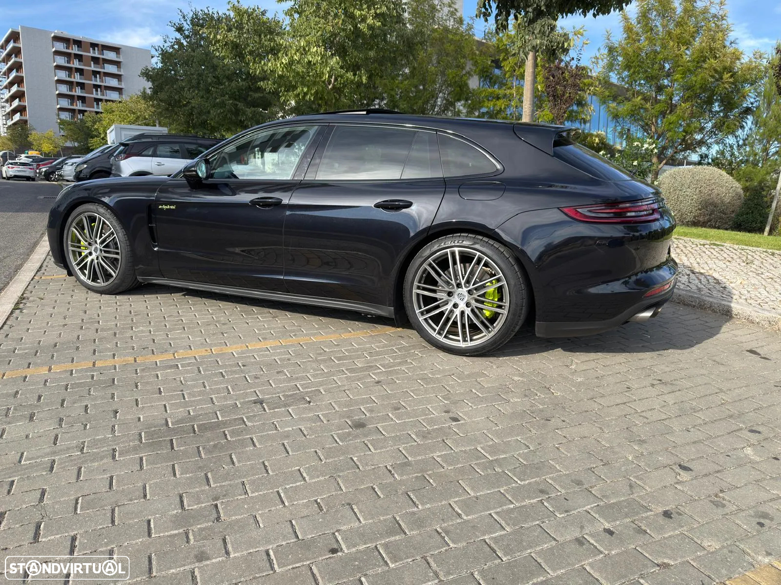 Porsche Panamera Sport Turismo 4 E-Hybrid - 8