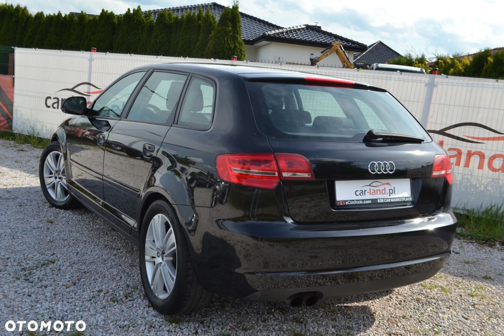 Audi A3 Sportback 1.8 TFSI Ambition - 9