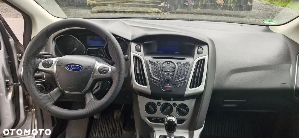 Ford Focus 1.6 TDCi DPF Champions Edition - 19