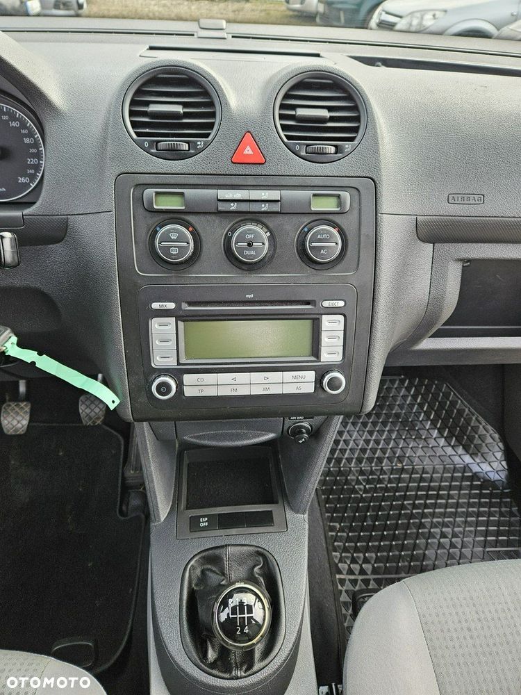Volkswagen Caddy - 16