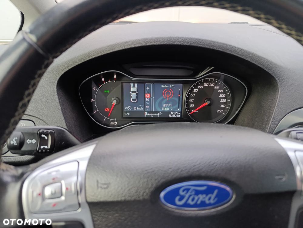 Ford S-Max 2.0 TDCi DPF Titanium - 24