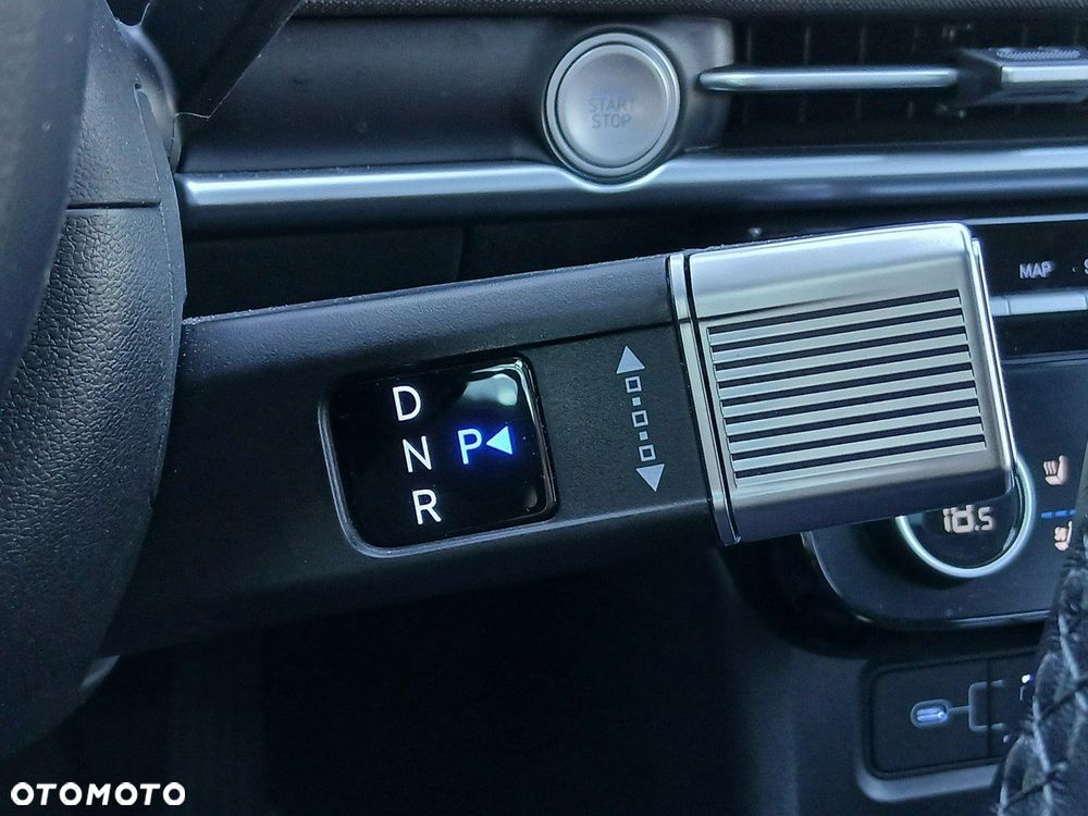 Hyundai Tucson 1.6 T-GDi HEV Platinum 2WD - 29