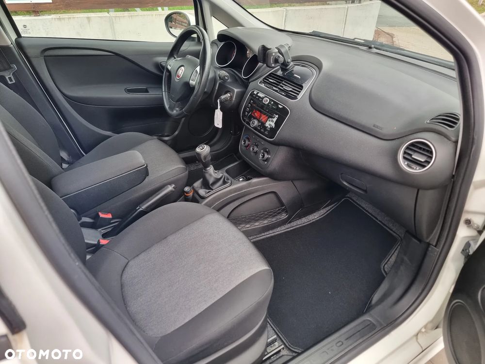 Fiat Punto - 15