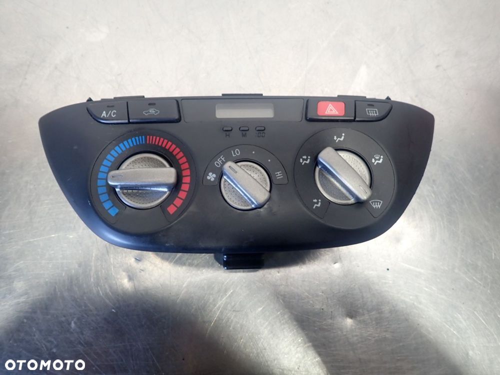 PANEL STEROWANIA NAWIEWU KLIMATYZACJI TOYOTA RAV4 II 2.0 D 55900-42150 - 1