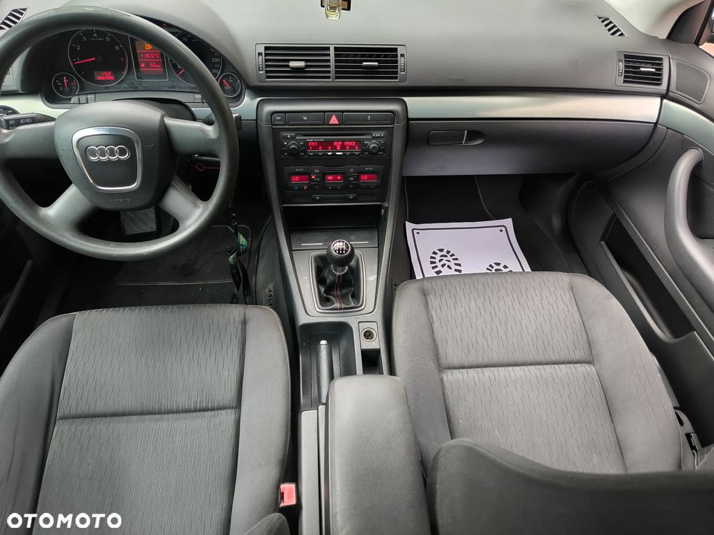Audi A4 Avant - 30