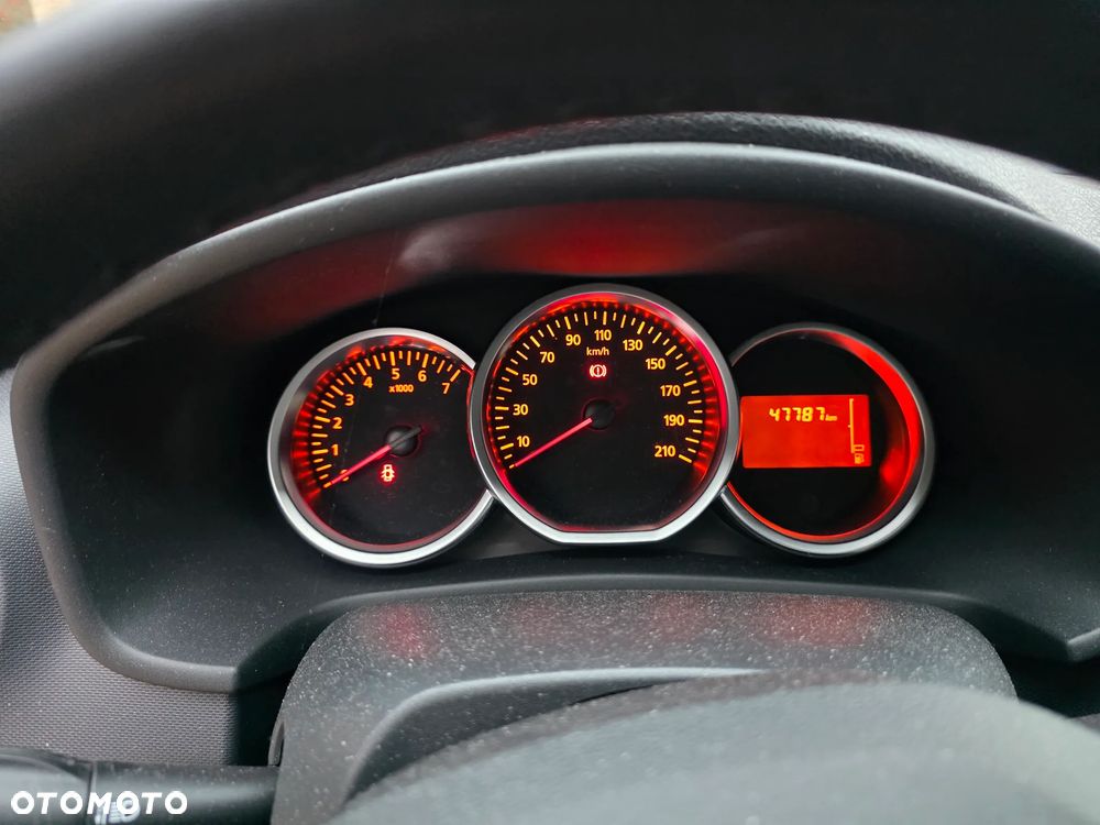 Dacia Sandero - 7