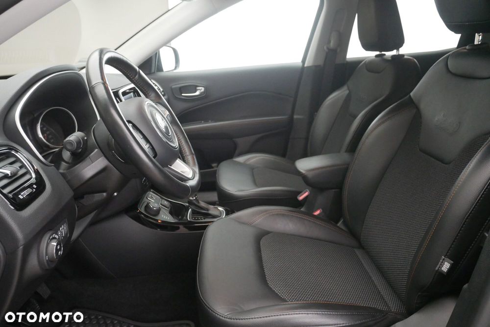 Jeep Compass 1.4 TMair Limited 4WD S&S - 14