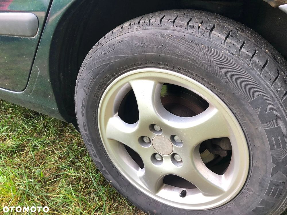 Toyota Avensis 2.0 D-4D Sol - 6