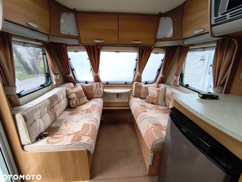 SWIFT CHARISMA 535 - 24