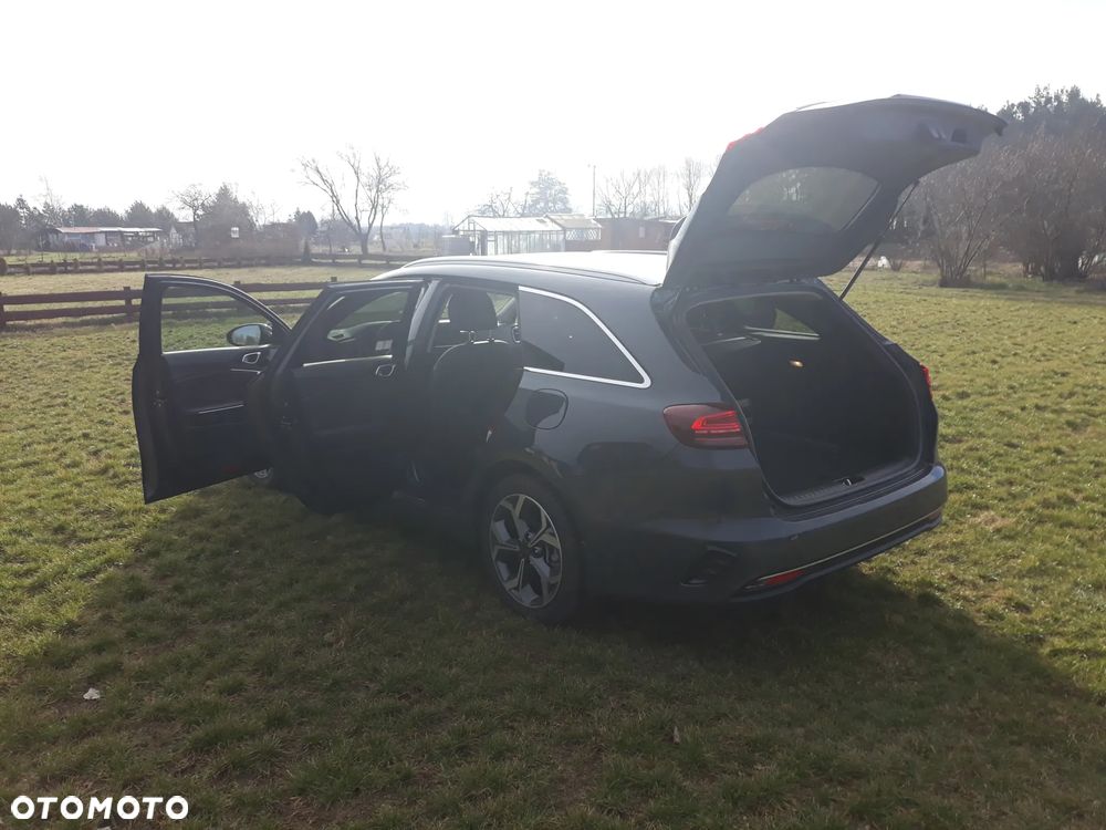 Kia Ceed 1.4 T-GDI L Business Line Plus DCT - 19