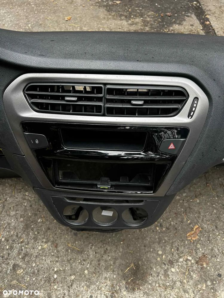 Peugeot 301 - DESKA rozdzielcza KOKPIT - (3x) PODUSZKI Airbag - (2x) PASY Bezpieczeństwa - 7