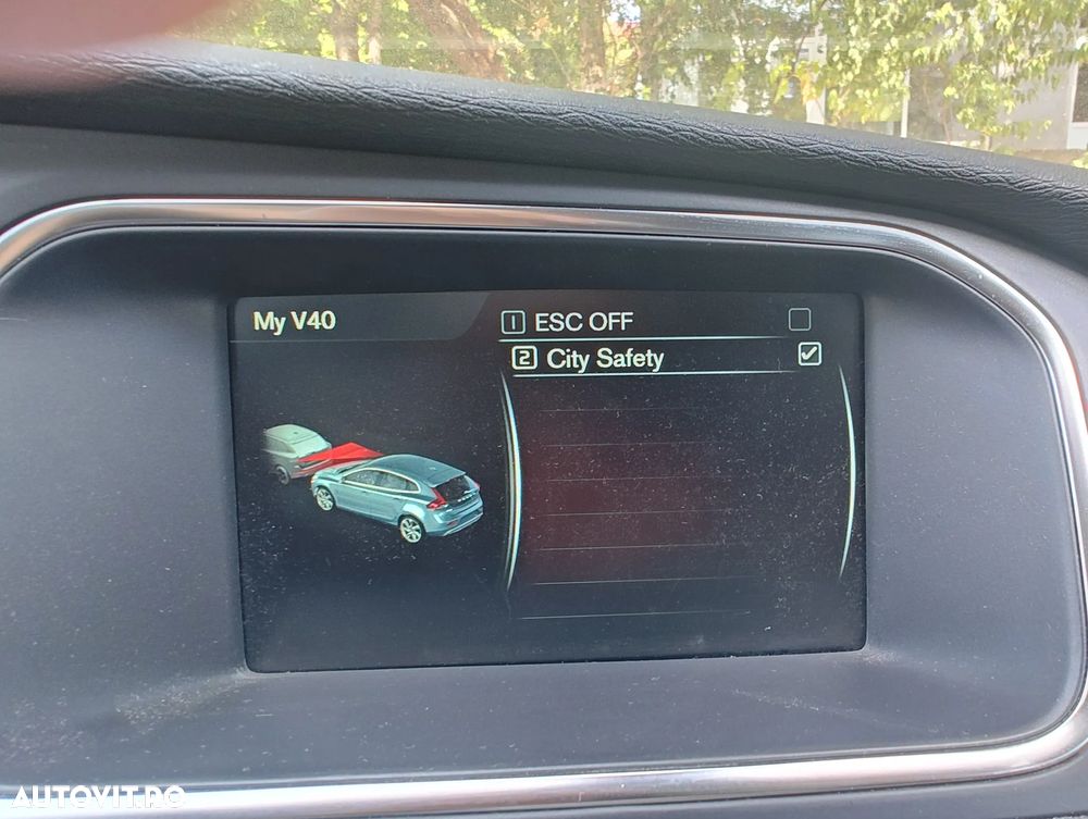 Volvo V40 D2 Ocean Race - 9