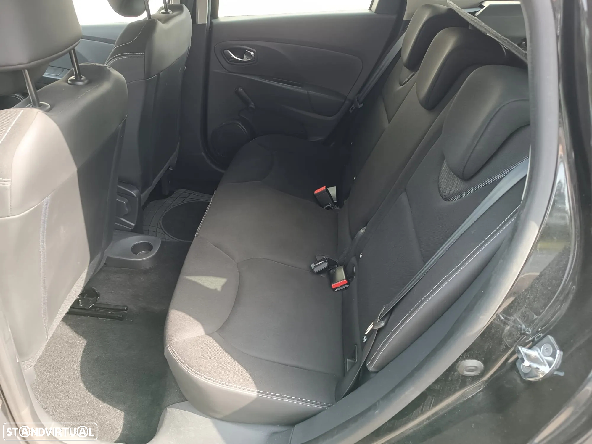 Renault Clio Sport Tourer 0.9 TCe Limited - 10