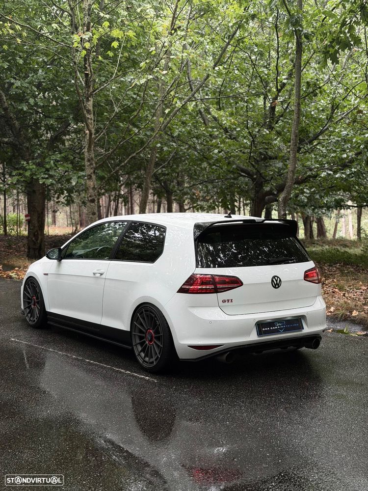 Volkswagen Golf GTI Performance BlueMotion DSG — fotografia 3
