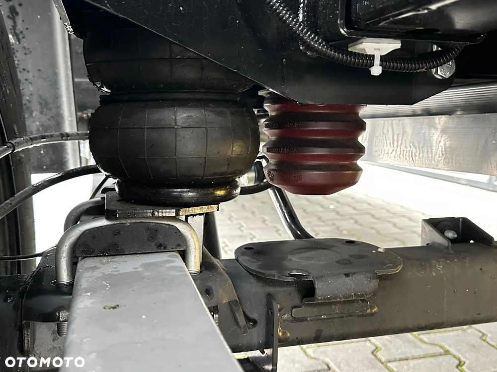 Renault Master 2.0 dCi 170 KM automat AT9 autolaweta Jegger - 27