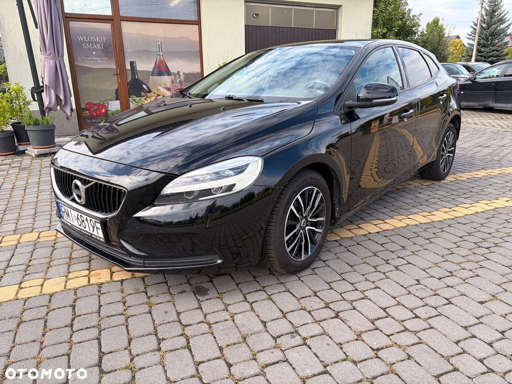 Volvo V40 T2 RDesign - 2