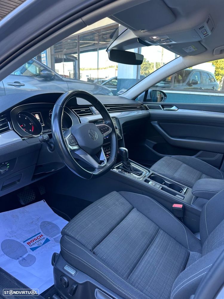 VW Passat Variant 2.0 TDi Business DSG - 10