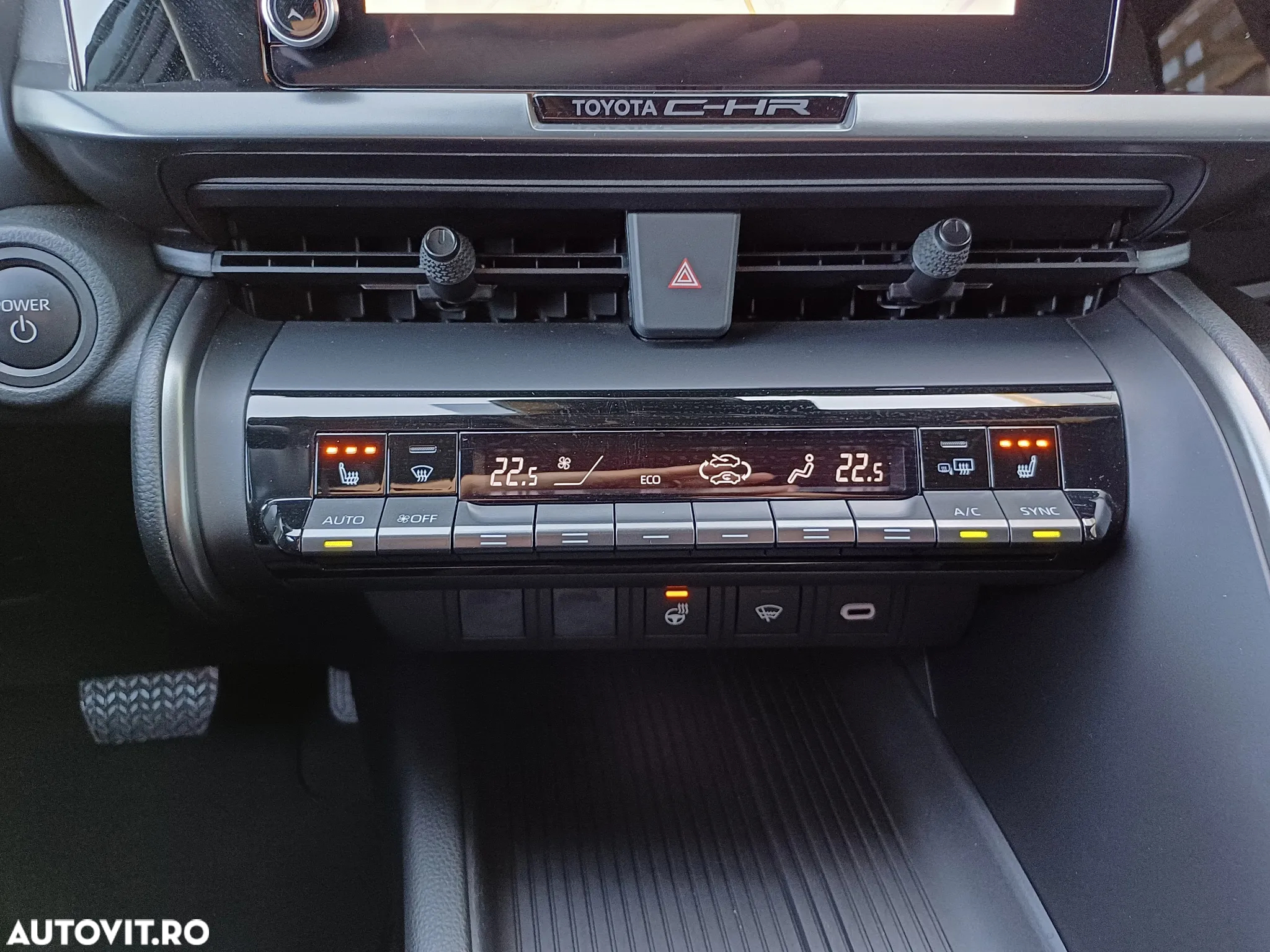 Toyota C-HR - 14