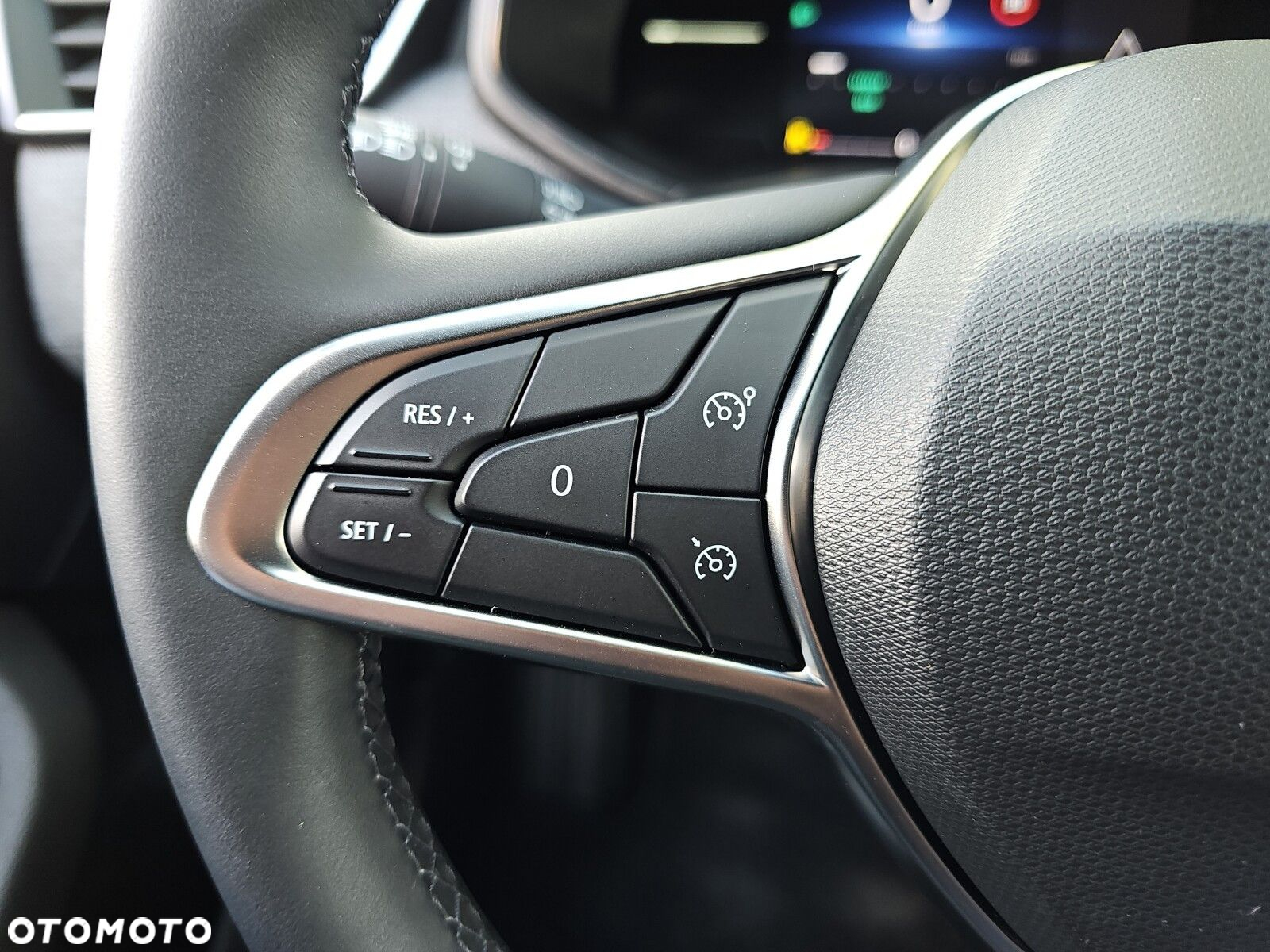 Renault Clio - 15