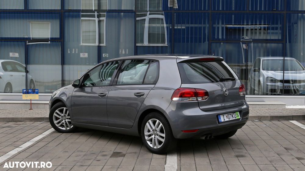 Volkswagen Golf 2.0 TDI Highline - 15