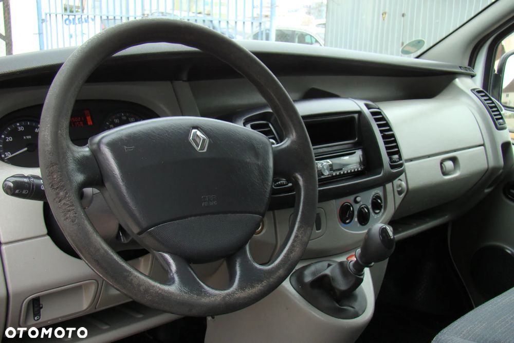 Renault Trafic - 9