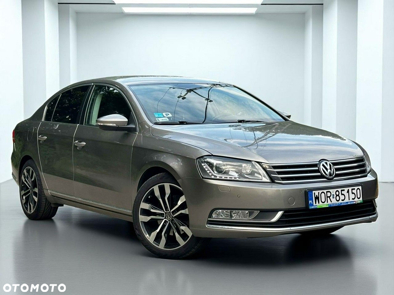 Volkswagen Passat 2.0 TDI Comfortline DSG - 2