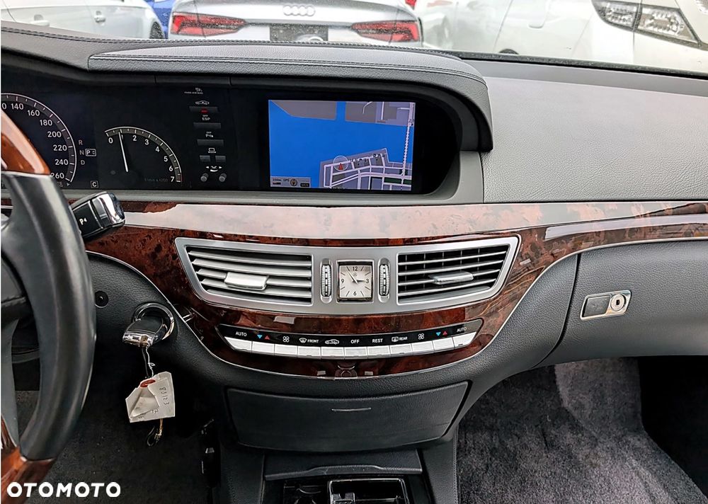 Mercedes-Benz Klasa S 500 7G-TRONIC - 25