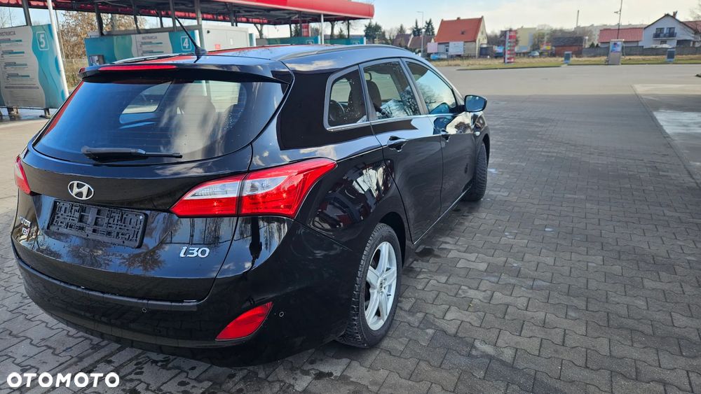 Hyundai i30 blue 1.6 GDI Trend - 5